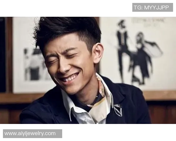 张一山式球星风采足球场上的俊朗新星谁能继承他的多面魅力 张一山式球星风采足球场上的俊朗新星谁能继承他的多面魅力