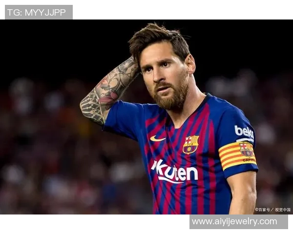 球星搞笑足球集锦大放送 笑料不断失误频频 技巧与尴尬并存的精彩时刻