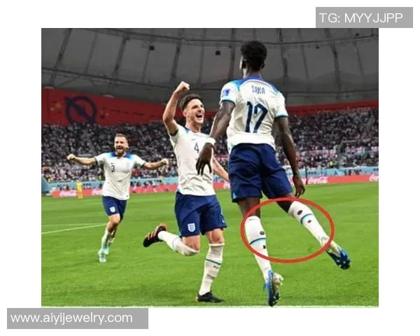 穿薄足球袜的球星为何成为风潮他的穿着风格背后的独特意义